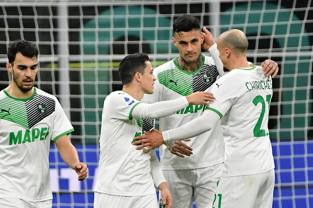 Inter-Sassuolo 0-2: Raspadori e Scamacca puniscono i nerazzurri