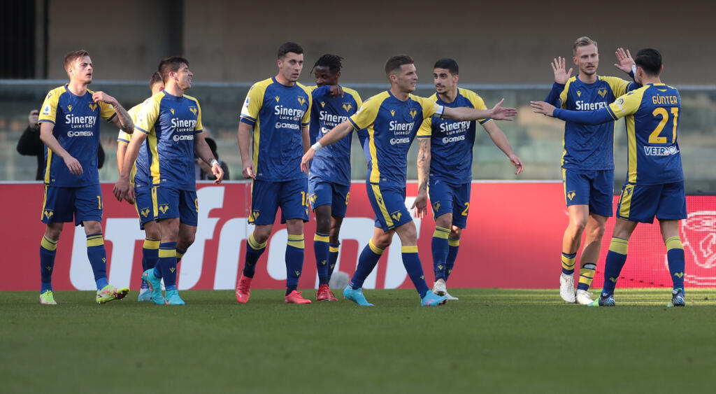 Serie A, poker Verona. Empoli-Cagliari e Genoa-Salernitana finiscono entrambe 1-1