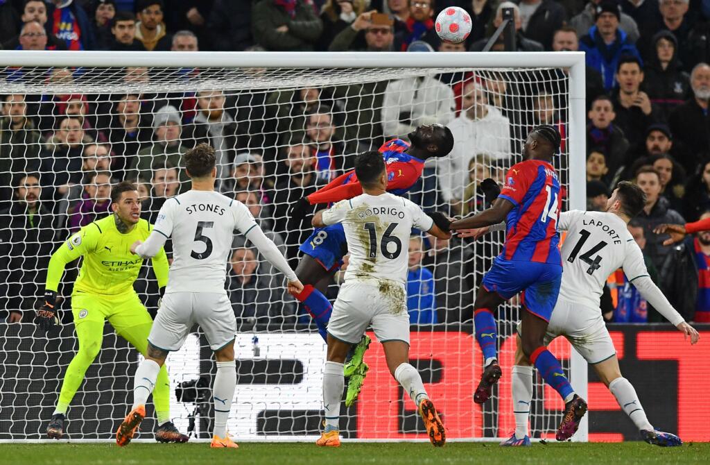 Premier League, il City frena 0-0 contro il Palace. Il Liverpool esulta