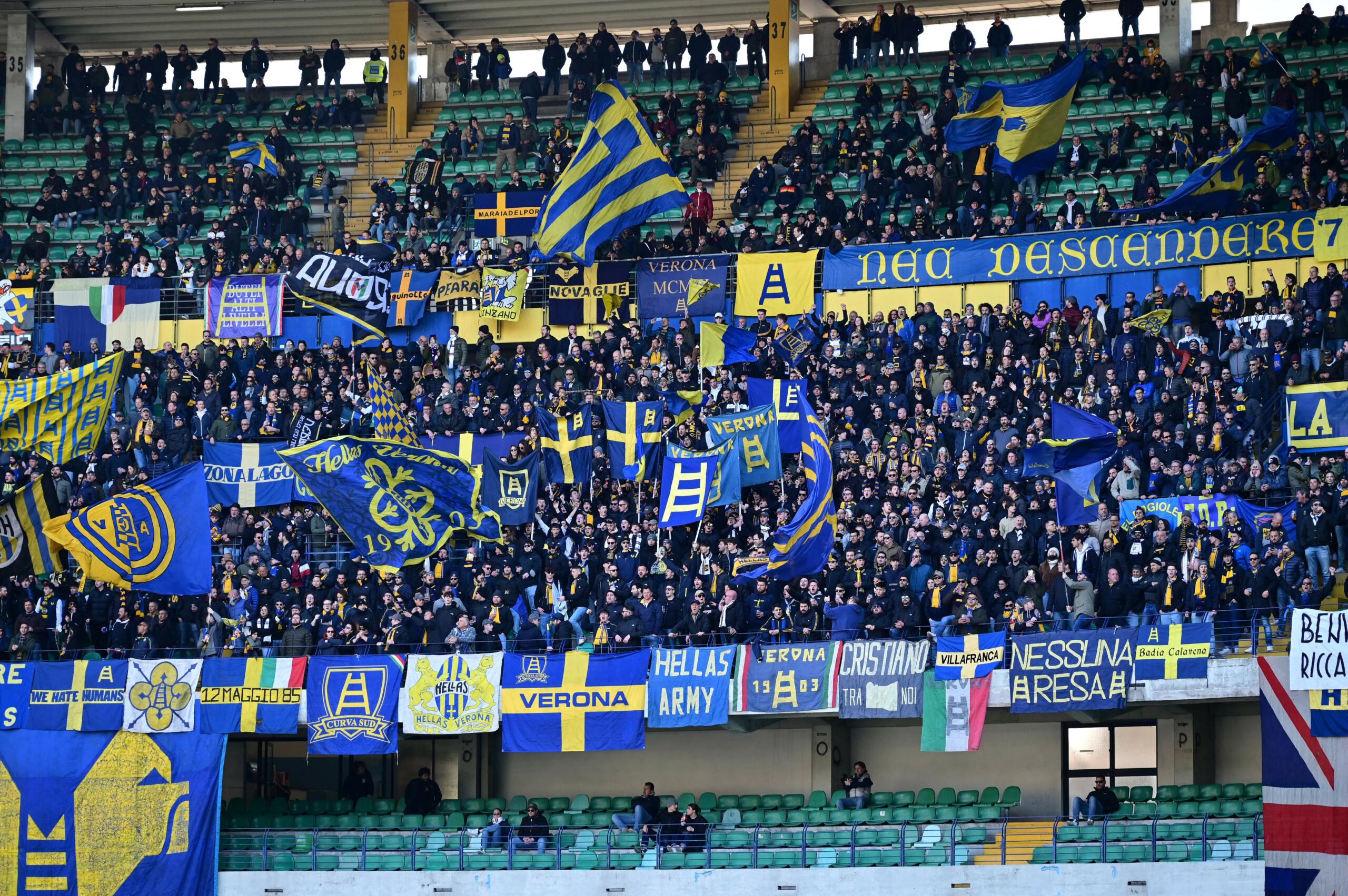 Striscione Verona