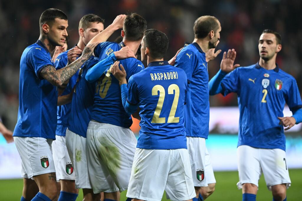 Turchia-Italia 2-3: papera Donnarumma, poi Cristante e doppietta Raspadori