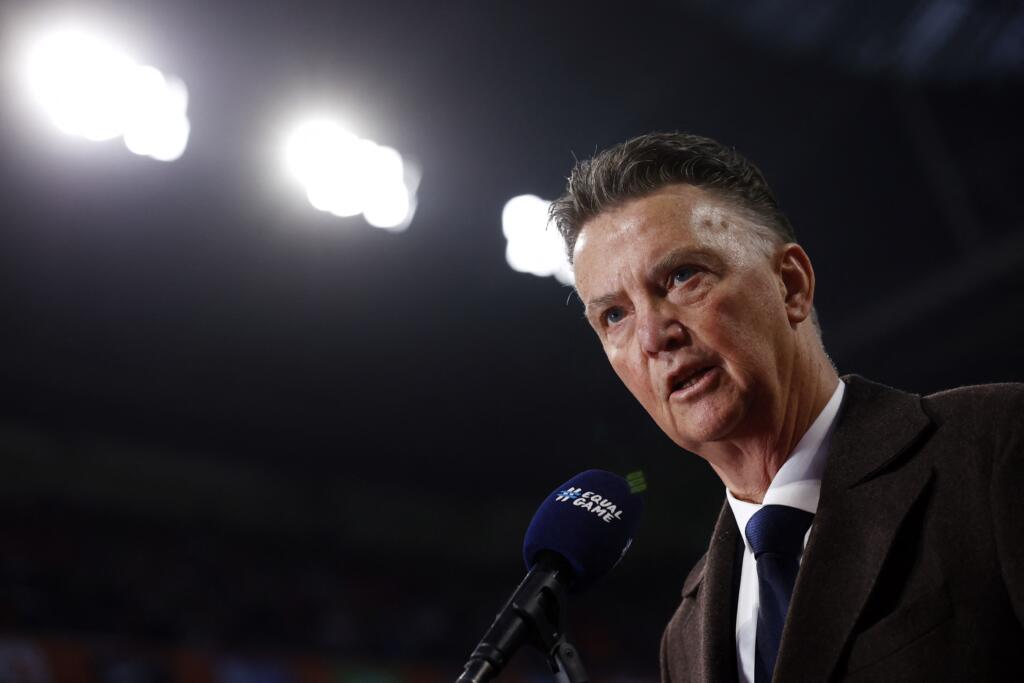 Van Gaal: “Qatar? Non li conosco, non so se è fortuna averli presi”