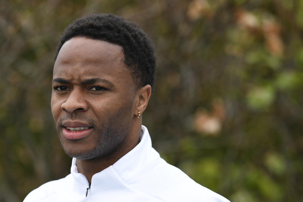 Calciomercato Chelsea, interesse per Sterling: i dettagli