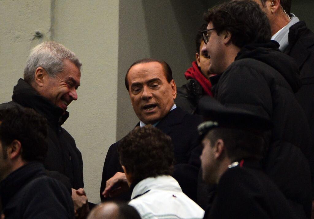 Berlusconi: “Spero il Milan vinca lo scudetto e affronti il Monza in A”
