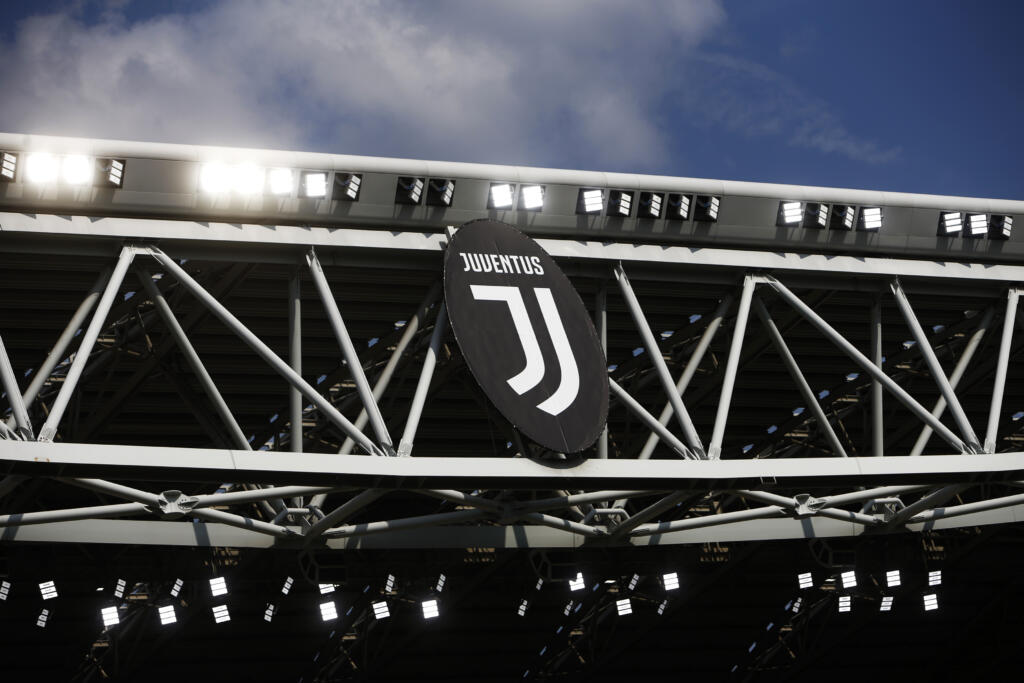 Juventus, svelata la prima maglia della stagione 2022/23