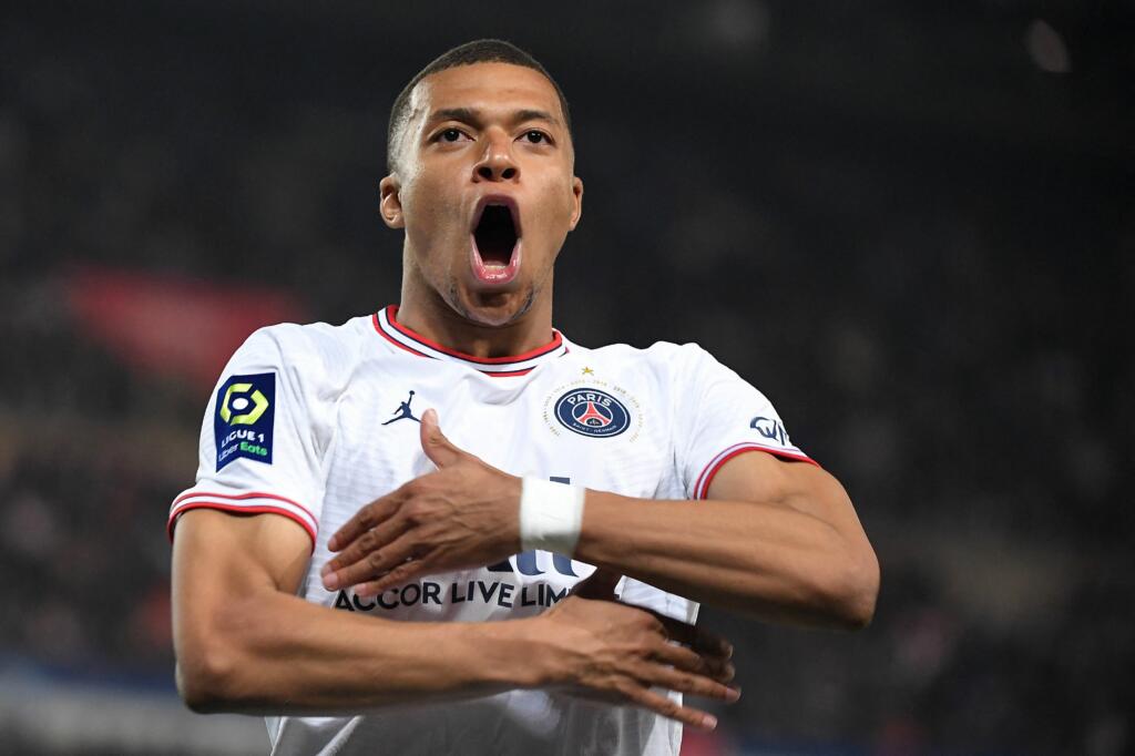 PSG Mbappe rinnovo accettato