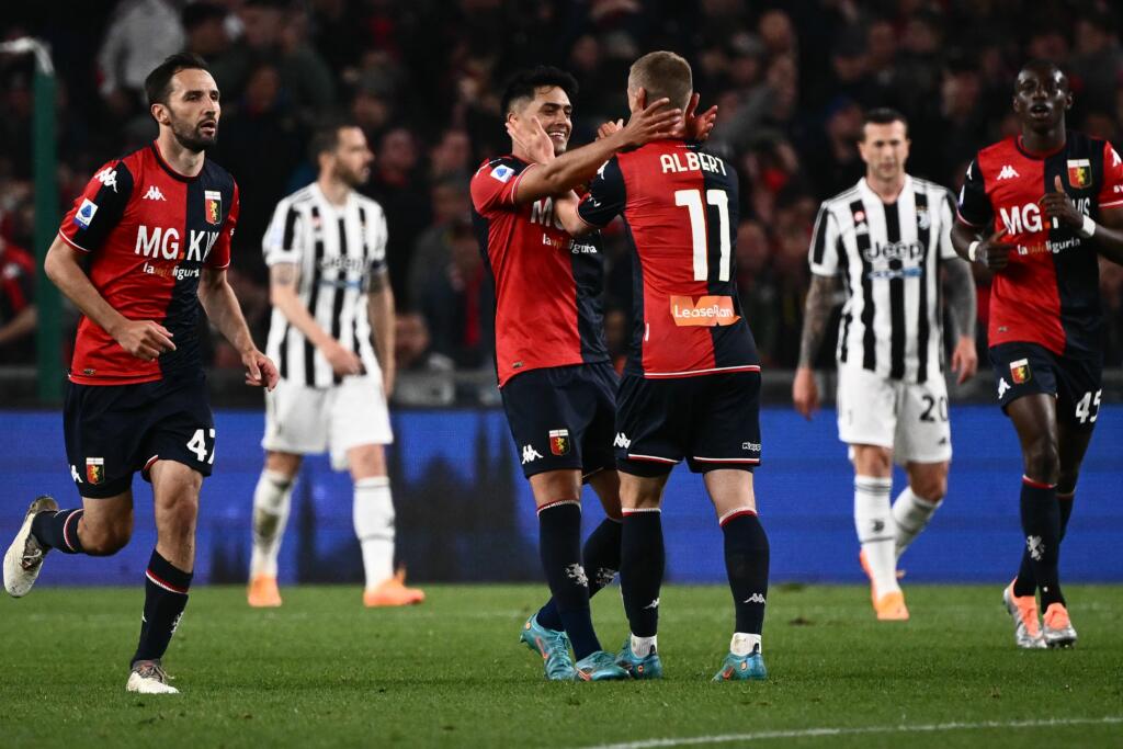 Genoa-Juventus 2-1: Gudmundsson e Criscito tengono in vita il Grifone