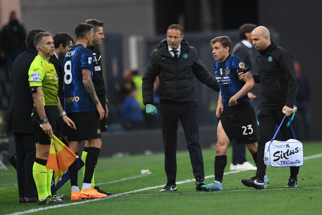 Inter, infortunio per Barella. Problema al ginocchio per il nerazzurro