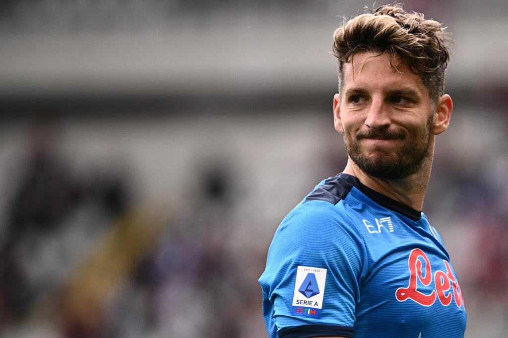 Napoli, ancora tutto incerto sul futuro di Mertens: le opzioni