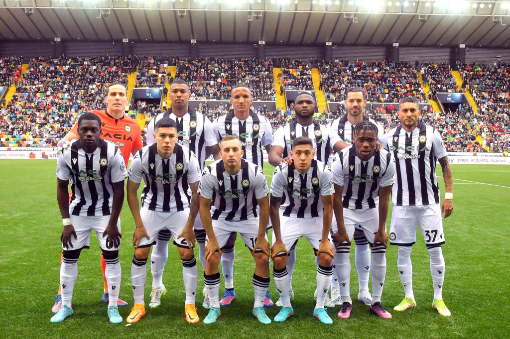 Udinese, presentata la maglia away 2022-23