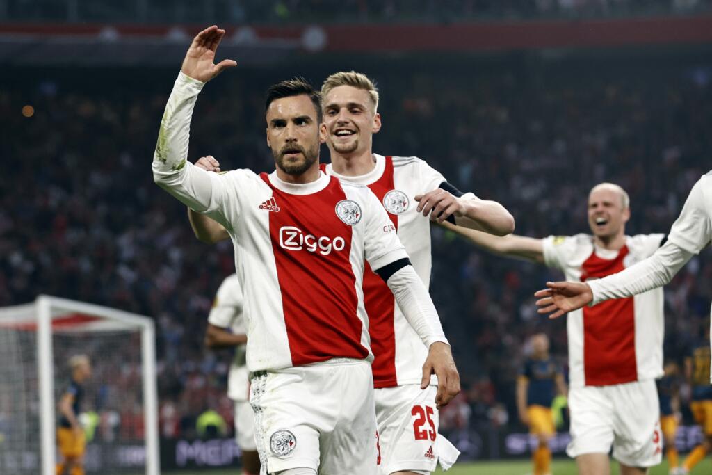 Olympique Lione, è ufficiale: arriva Nicolas Tagliafico dall’Ajax
