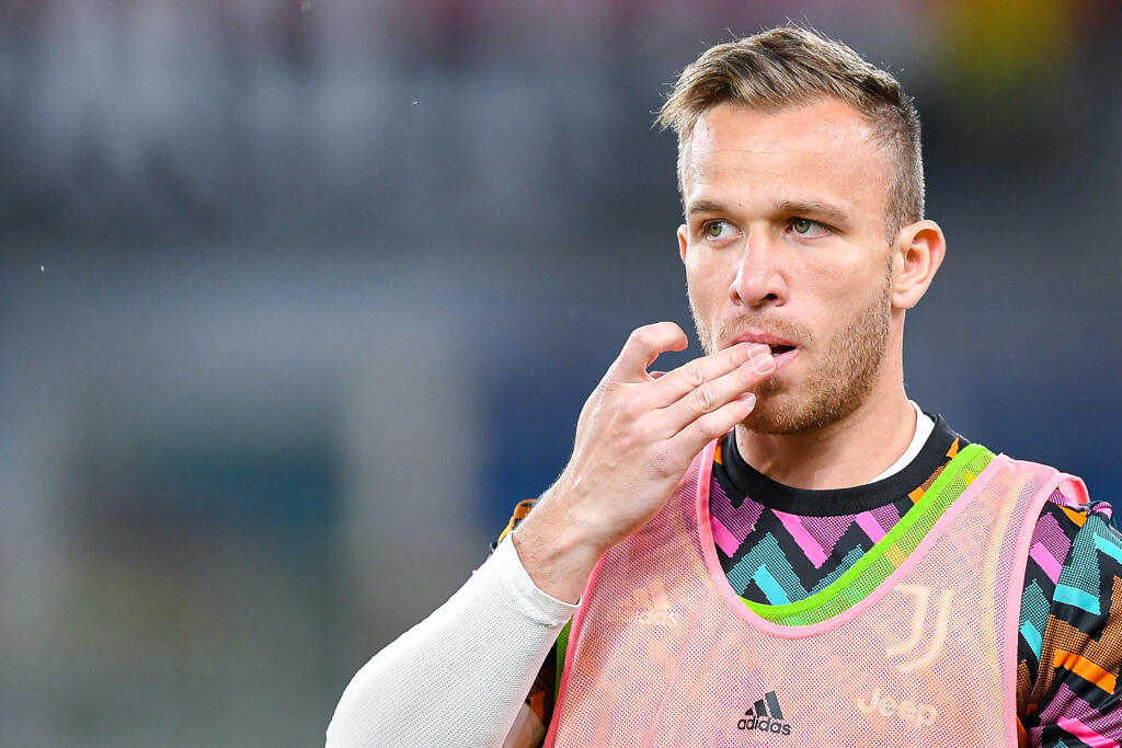 Arthur torna nelle mire dell’Arsenal: ripresi i dialoghi tra le parti