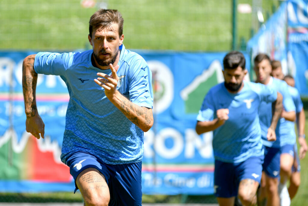 Mercato Inter, ufficiale l’arrivo di Acerbi: depositato il contratto