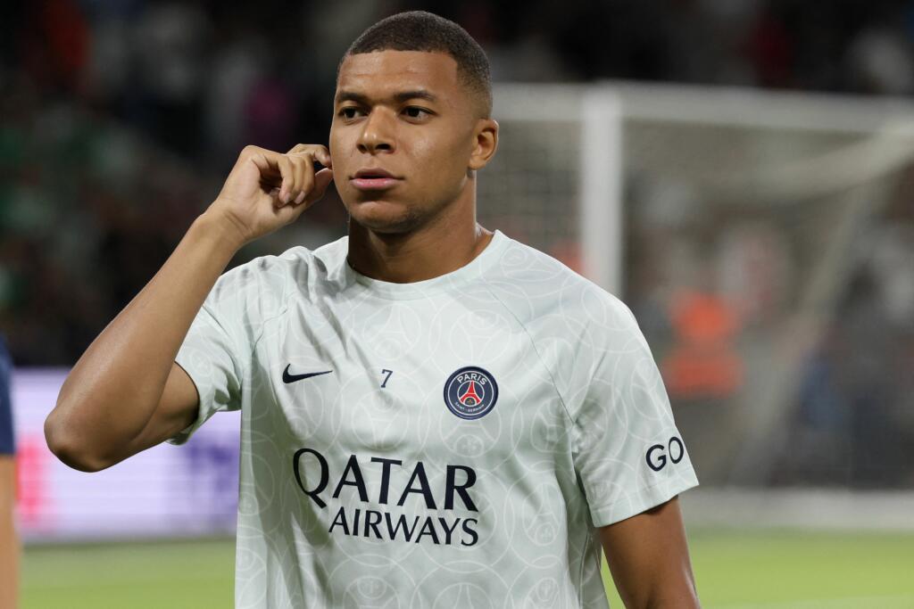 psg spogliatoio mbappè