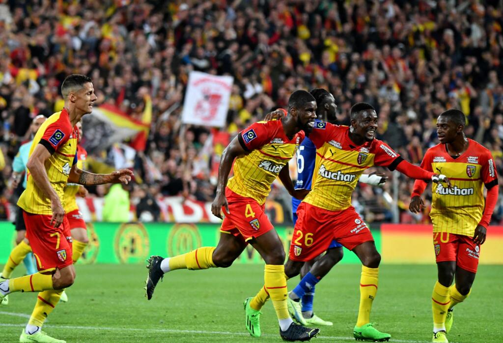 Ligue 1, Lens vittoria e primato. Battuto 1-0 il Troyes in casa