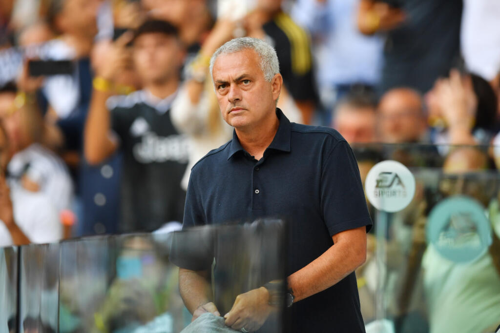 Mourinho Roma difensore