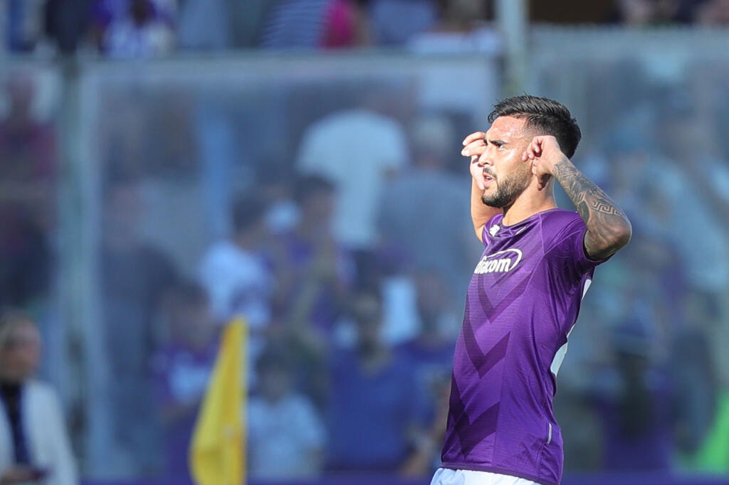 Fiorentina, non grave l’infortunio di Nico Gonzalez. La data del rientro