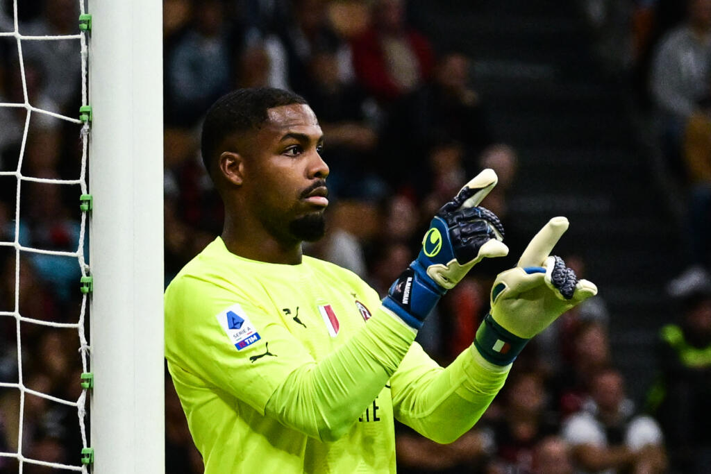 Mercato Milan, individuato il prossimo vice Maignan: le ultime