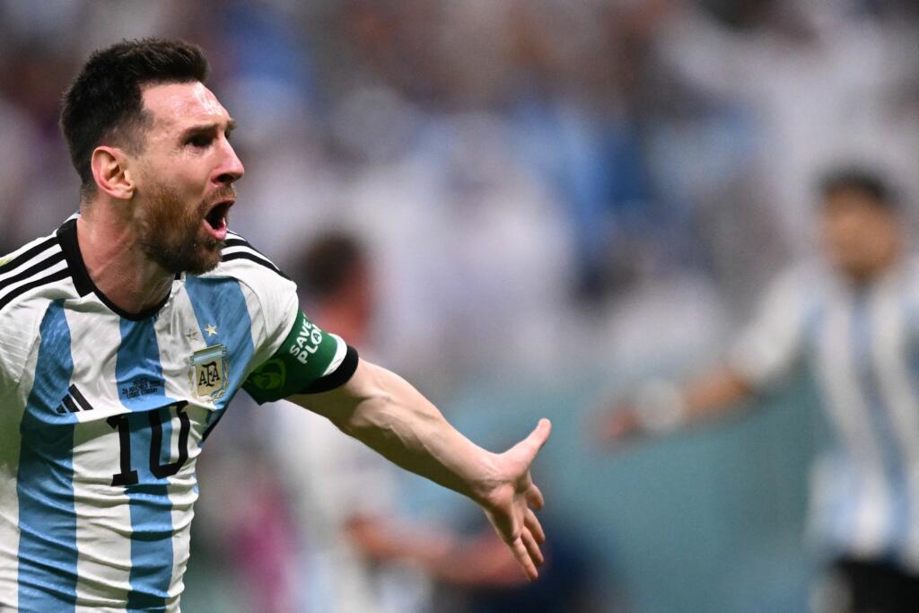 Messi Adani