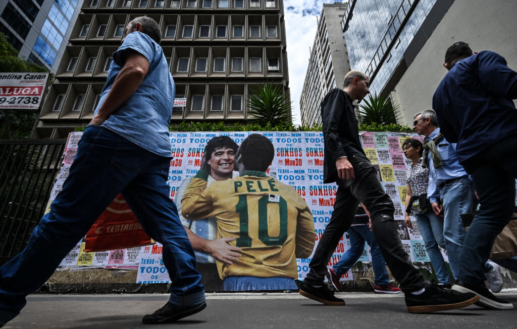 Pelé e Maradona: un dualismo che onora il calcio
