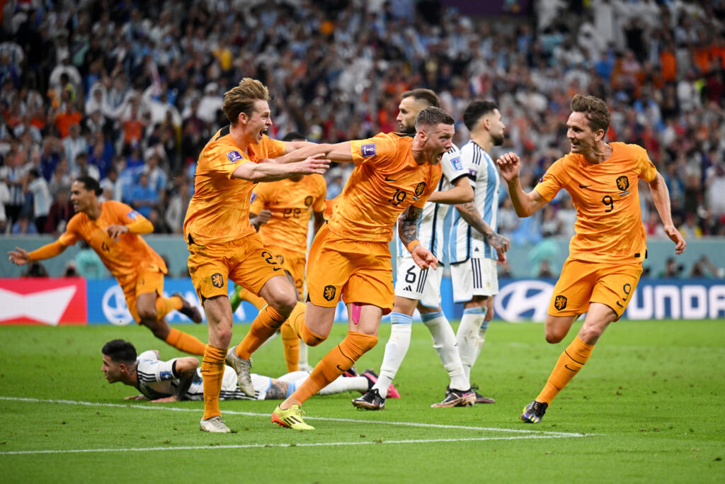 Olanda-Argentina 2-2: clamorosa rimonta Oranje, si va ai supplementari