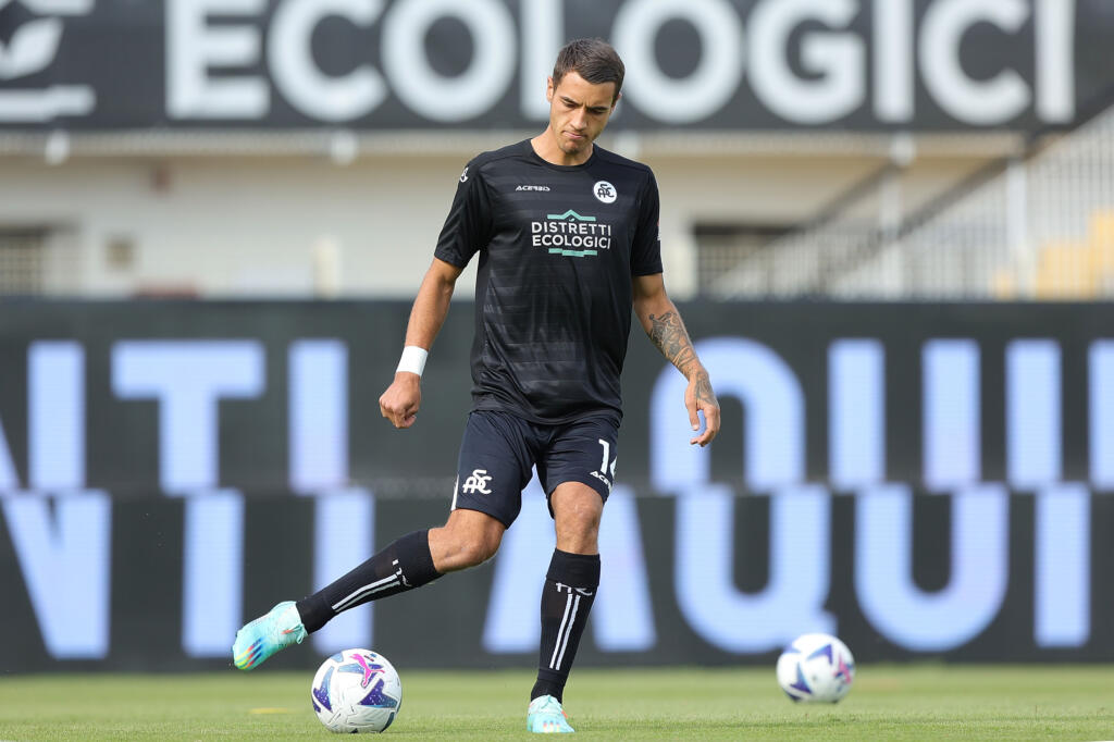 Mercato Roma: interesse per Kiwior in caso di partenza di Smalling