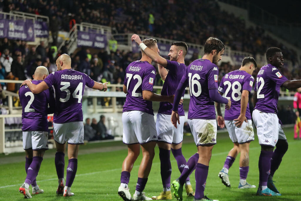 Mercato Fiorentina: concorrenza per il rinforzo in avanti
