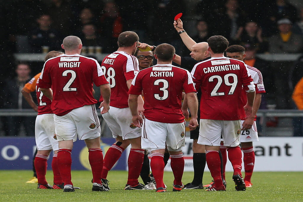 FA Cup, in Wrexham-Sheffield United l’arbitro ha estratto un cartellino rosso tondo: ecco perché