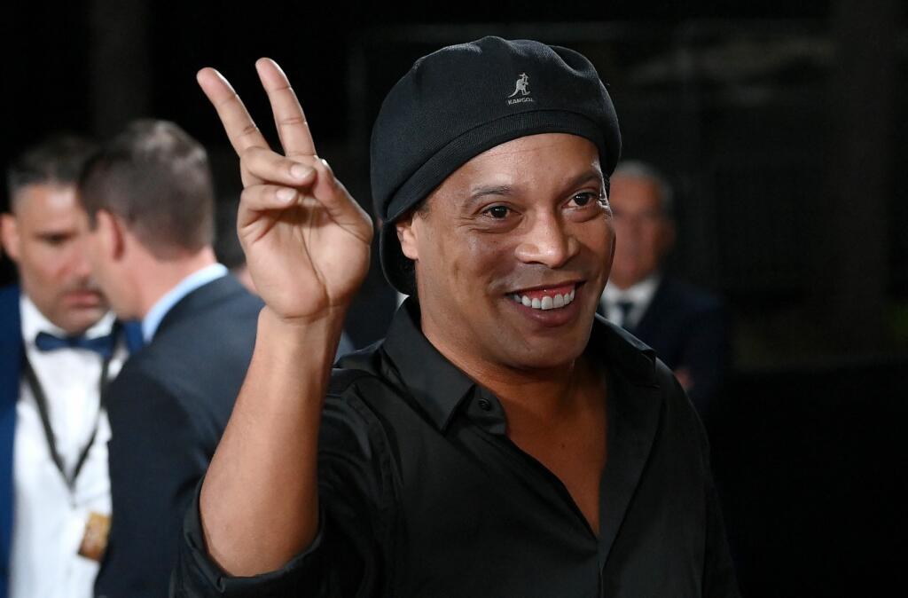 Ronaldinho, la storia si ripete: il figlio in prova con il Barcellona