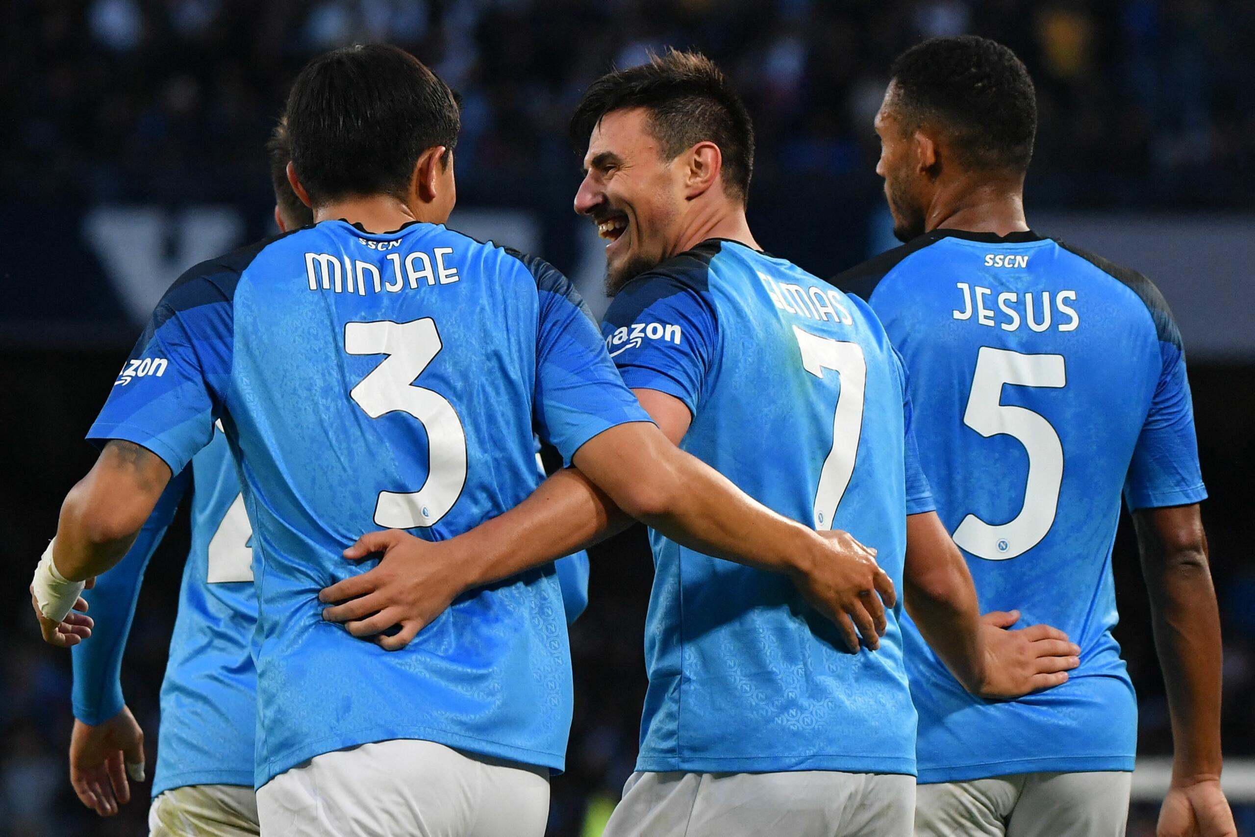 calcio estero Napoli
