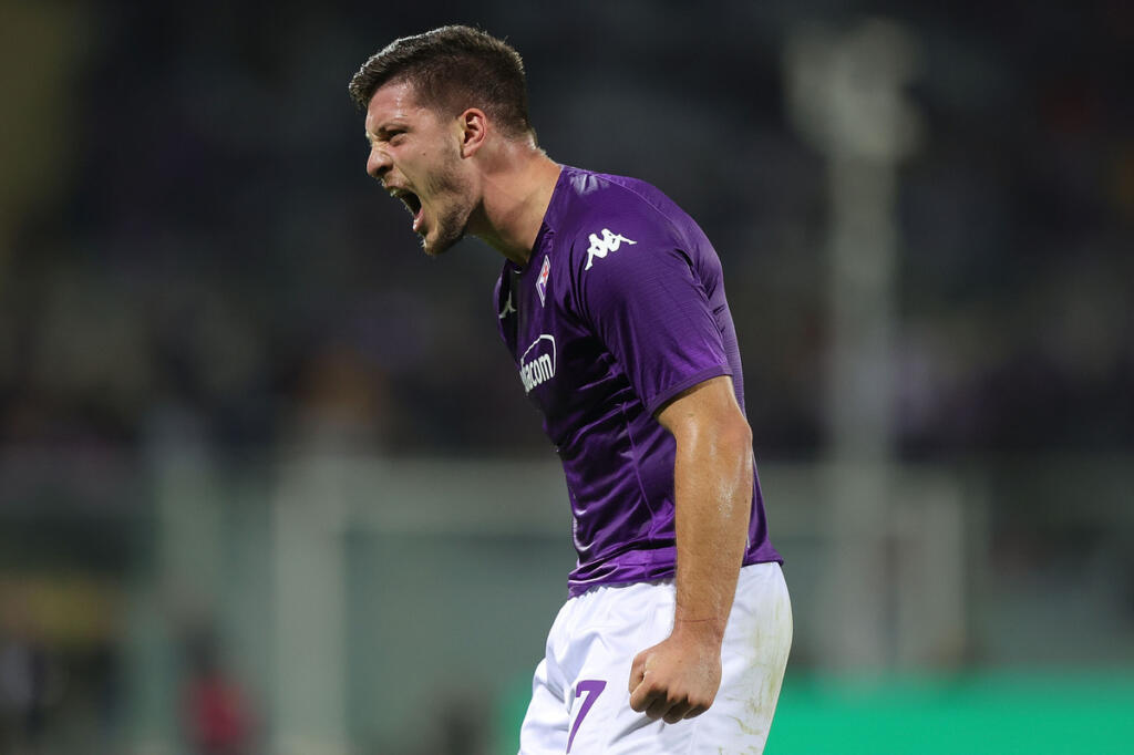 Braga-Fiorentina 0-1, Jovic ci mette la testa: viola in vantaggio all’intervallo