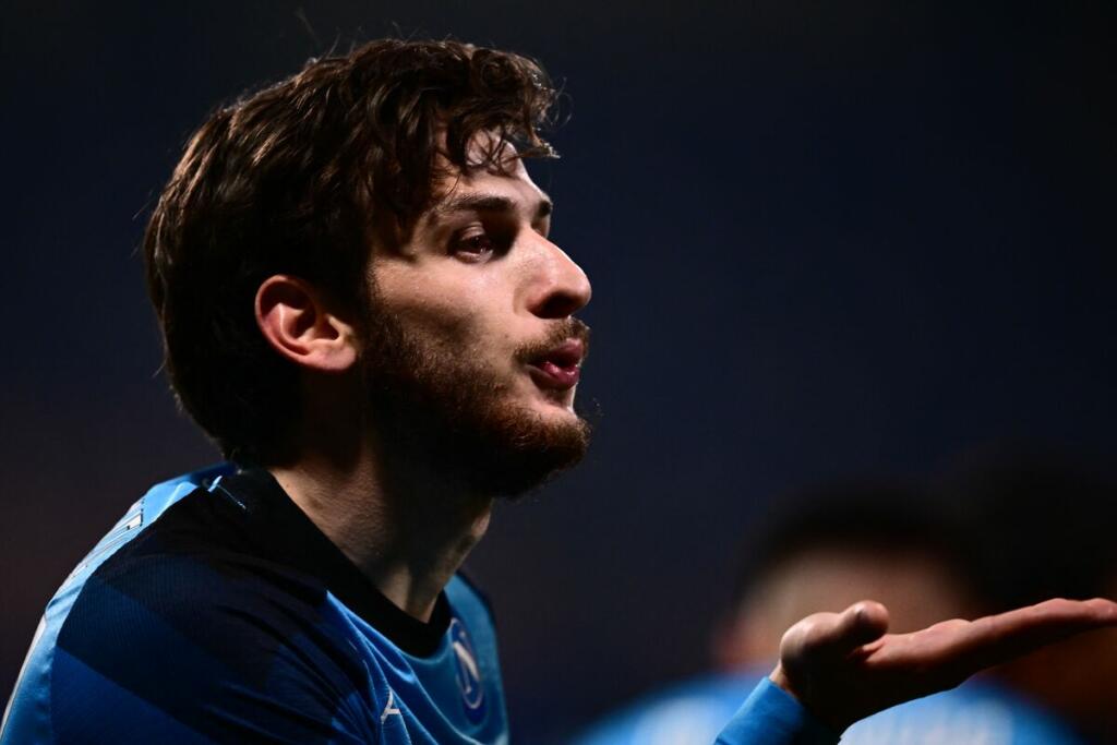 Sassuolo-Napoli, il gol di Kvaratskhelia è da applausi – VIDEO