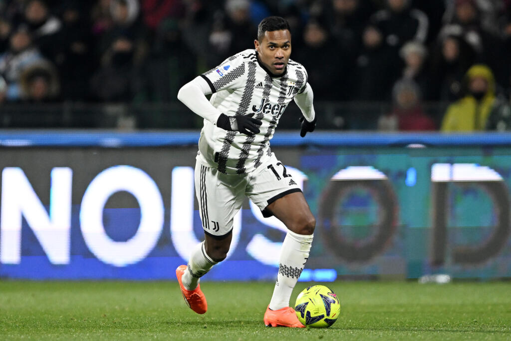Juventus, Alex Sandro ai saluti: ecco il sostituto