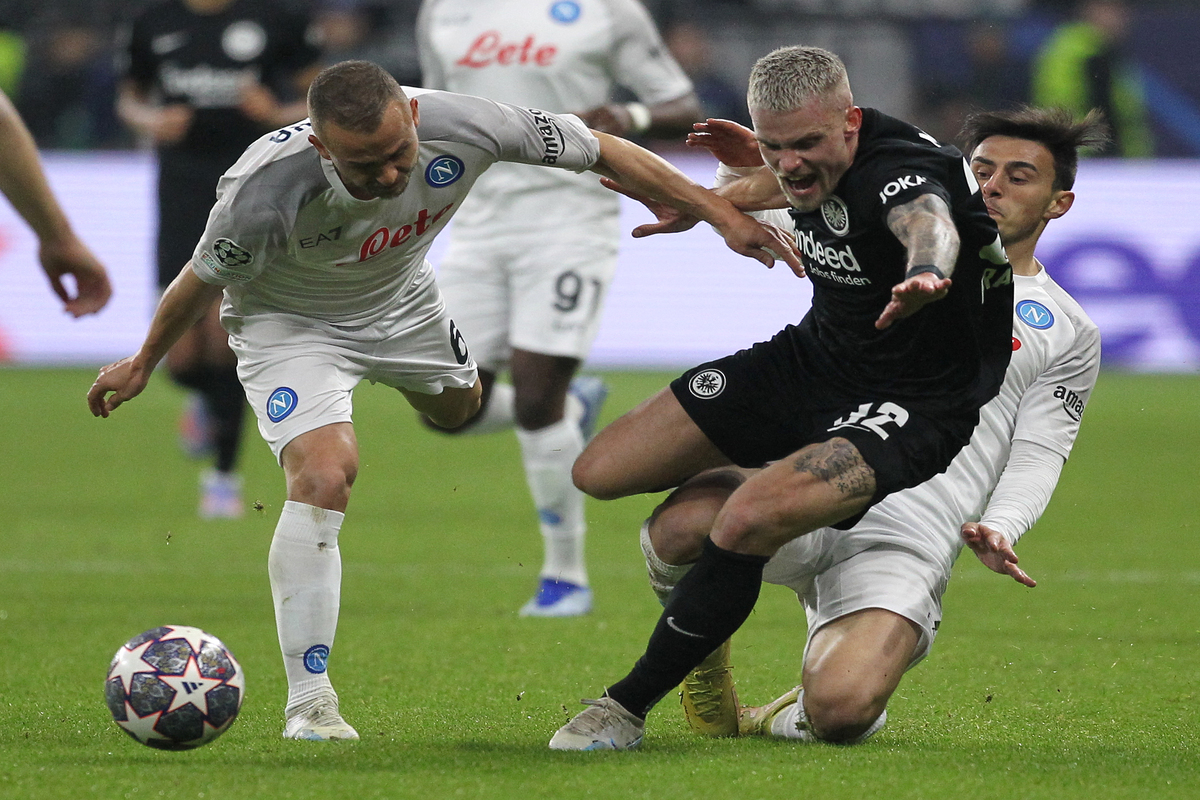 Napoli Eintracht