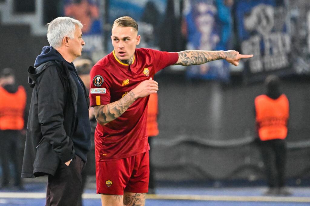 Roma, intervento per Rick Karsdorp: le condizioni del terzino olandese
