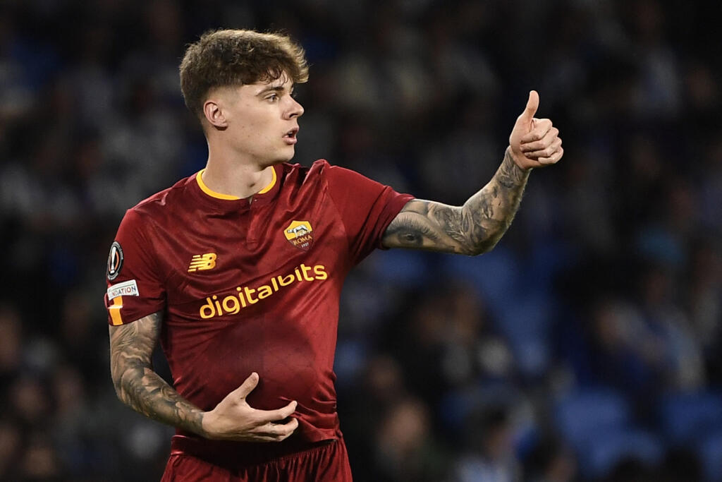 Mercato Roma, cambia il futuro di Zalewski: la decisione di Tiago Pinto