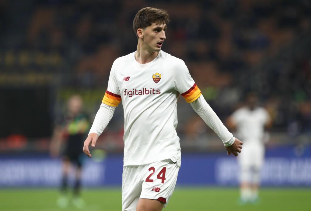 Roma, Kumbulla in uscita: tanti club sul centrale di Mourinho