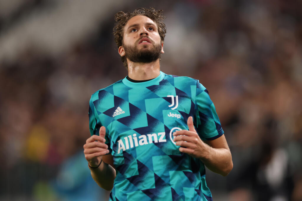 Juve, Locatelli su Di Maria: “Fa un altro sport, è l’esempio del campione”