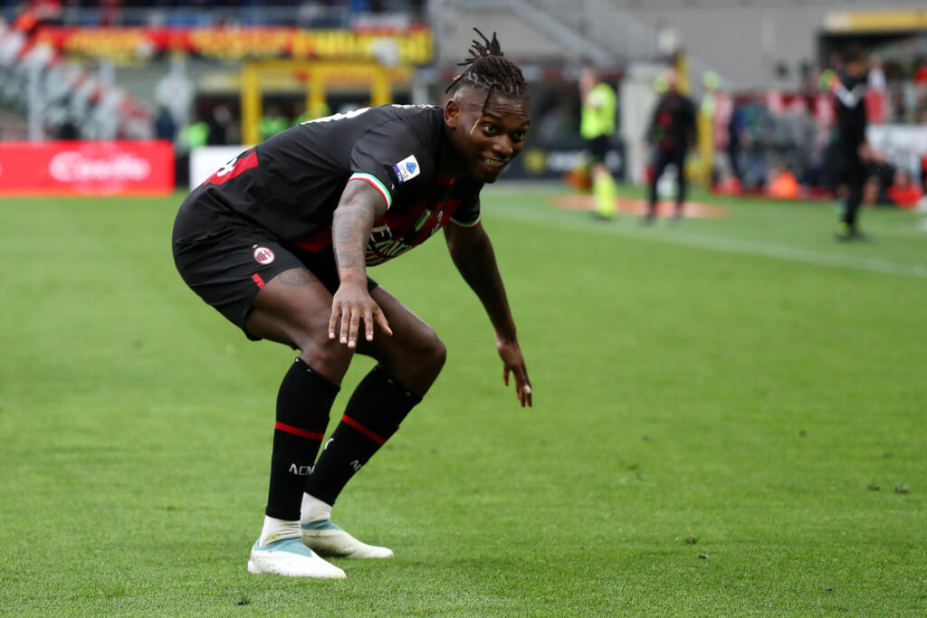 Milan-Lecce 2-0: una doppietta di Leao stende i salentini