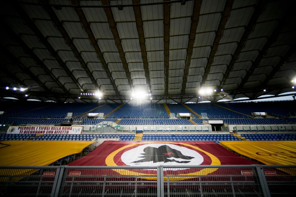 Serie A, tre club in ansia: la GdF nelle sedi di Lazio, Roma e Salernitana