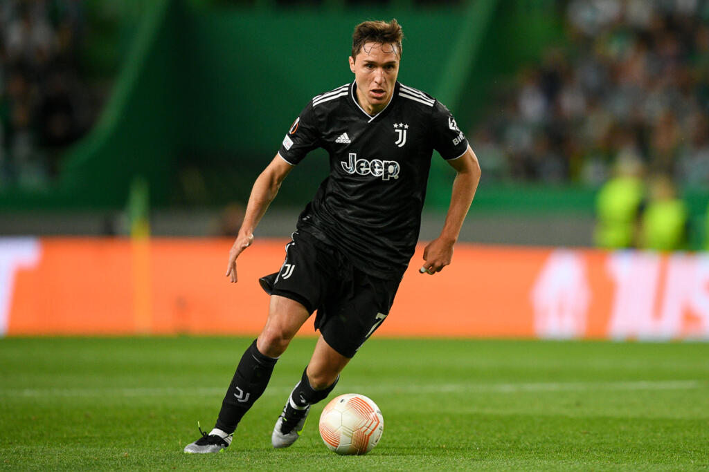 Mercato Juventus, altre due offerte per Chiesa: la situazione
