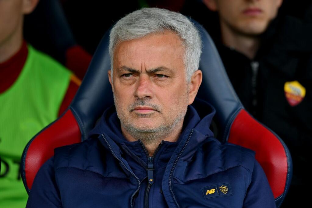 Roma, Mourinho: “Su Ibanez c’era rigore, Orsato mi piace”