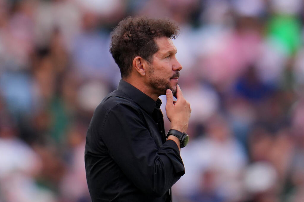 Simeone: “Il razzismo è un problema molto profondo”
