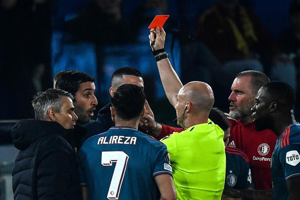 Uefa, stangata per Foti: per lui l’Europa League è già finita