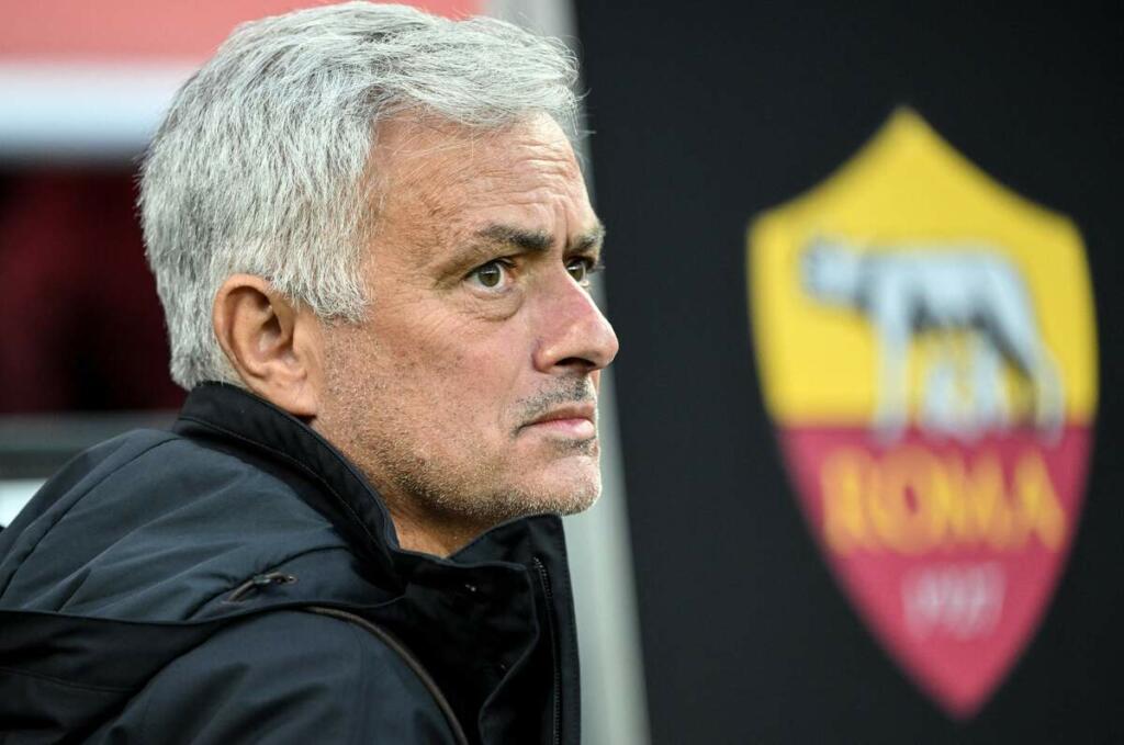 Roma, turnover a Firenze: Mourinho ne lascia a casa cinque