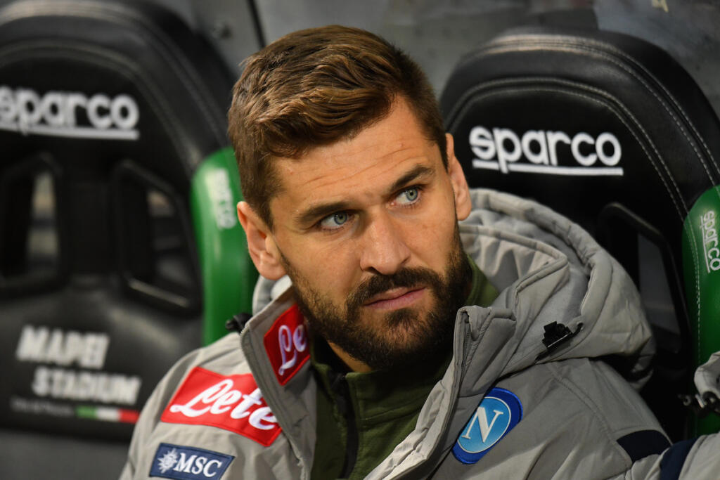 Fernando Llorente dice addio al calcio giocato: l’annuncio social