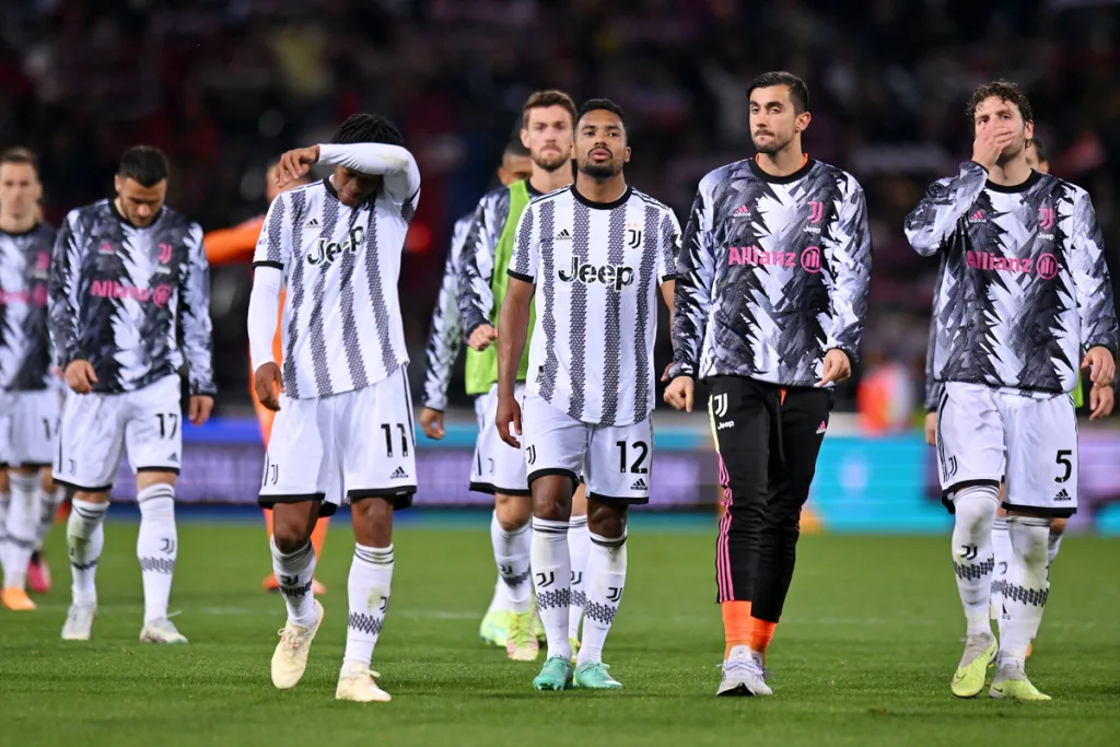 Mercato Juventus, il Fenerbahce punta un portiere: la situazione