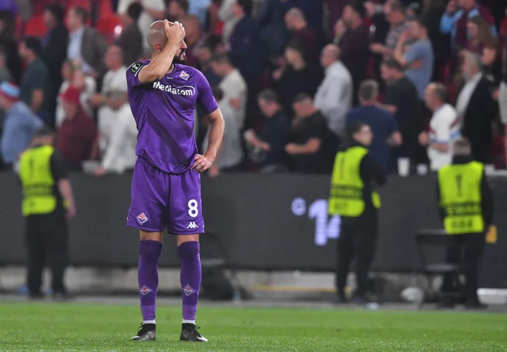 Saponara saluta la Fiorentina: “Grazie a voi sono uomo migliore e giocatore più forte”
