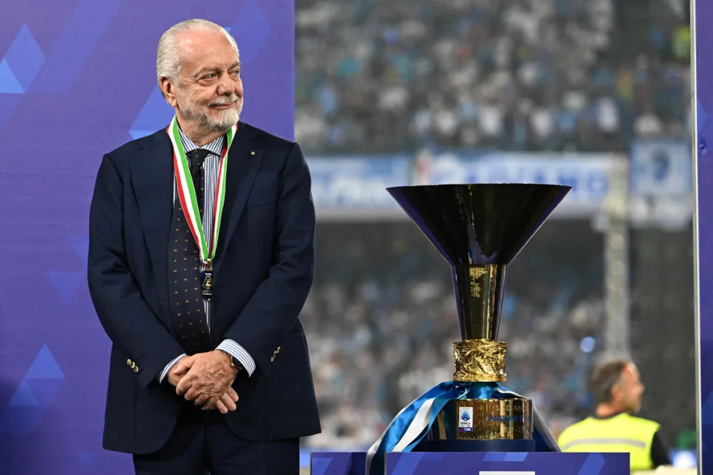 De Laurentiis sul futuro di Osimhen: “Rimarrà, a meno che…”