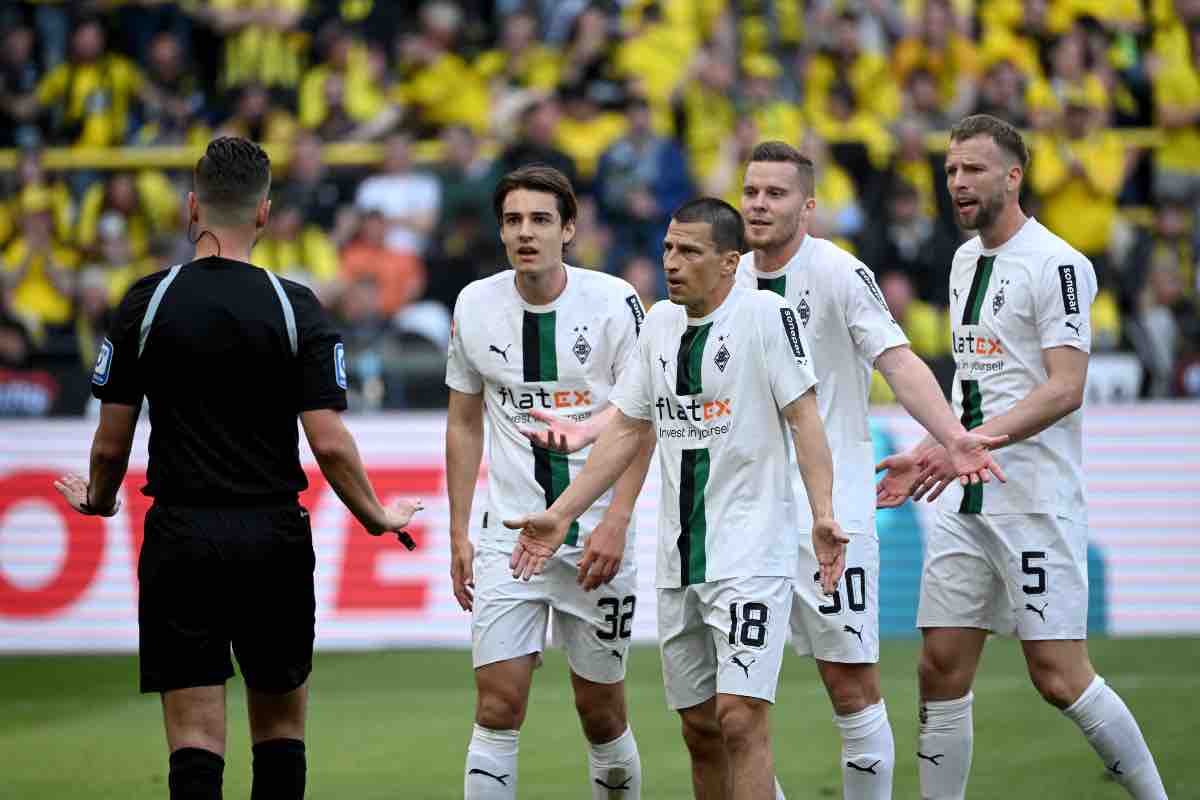 Borussia Monchengladbach, Lainer ha un tumore: il comunicato